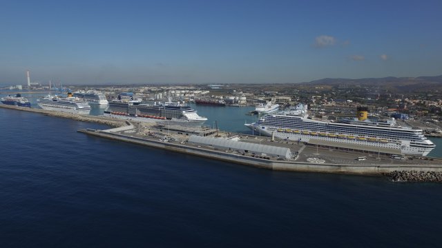 five ships 11102017 4